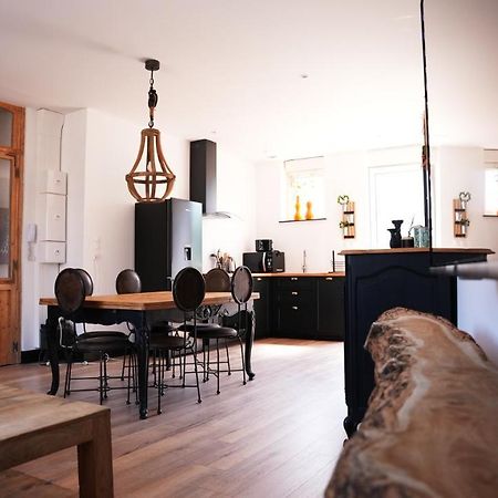 Les Charmes De Liege Apartment Valenciennes Exterior photo